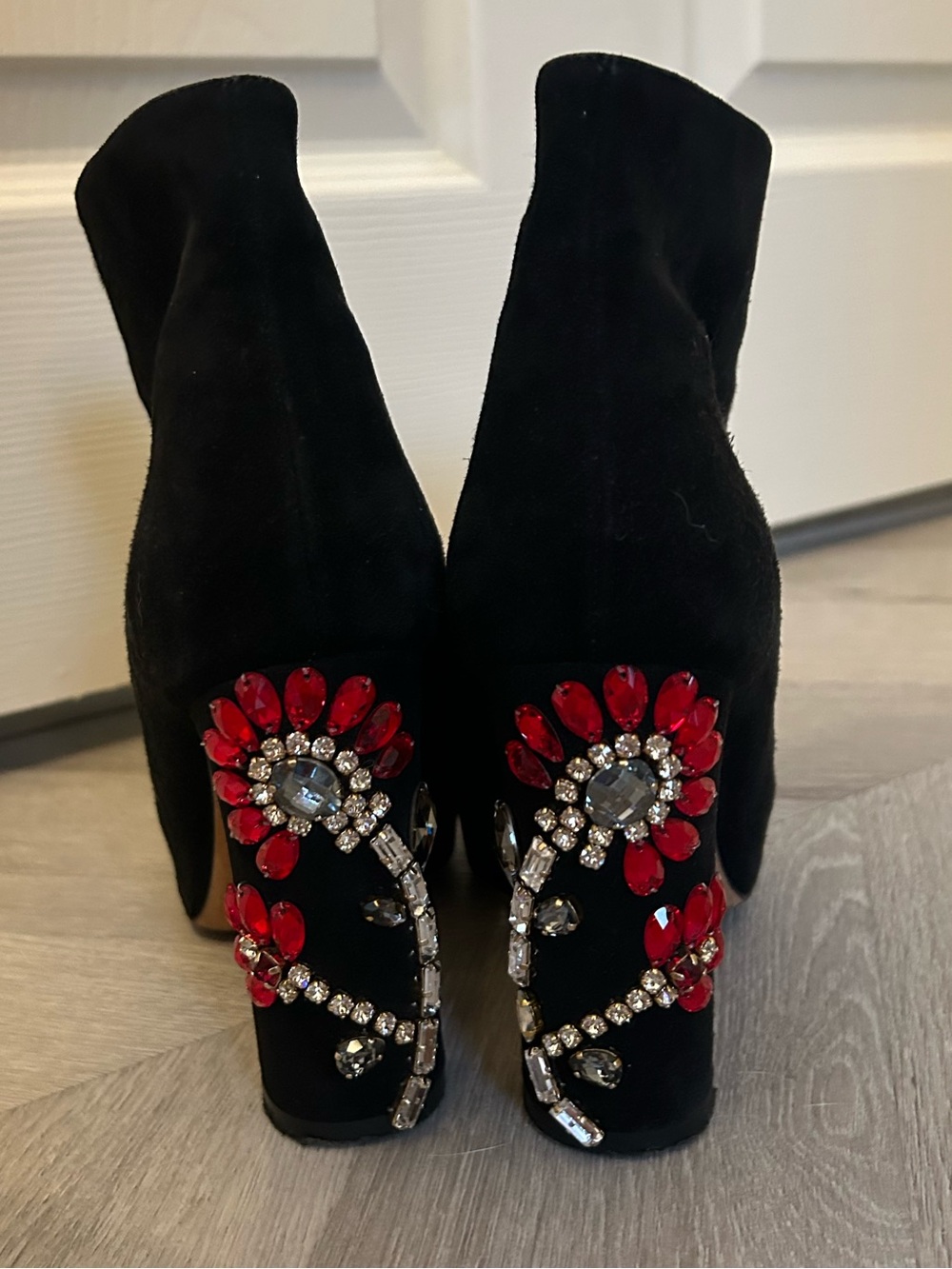 Dolce & Gabbana FW16 Crystal Flower Suede Ankle Boots Black EU 35